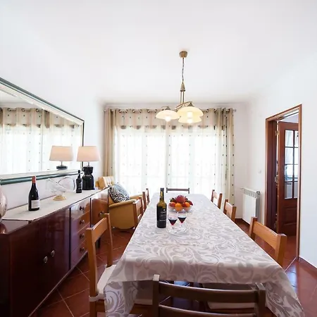 Dom wakacyjny Baleal Beach Holiday Villa Baleal